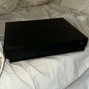 Xbox One X